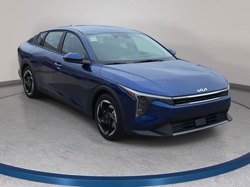 New 2025 Kia K4 EX image 3