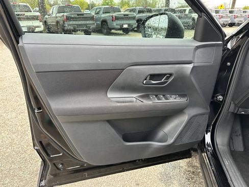 New 2026 Nissan Kicks S FWD image 8