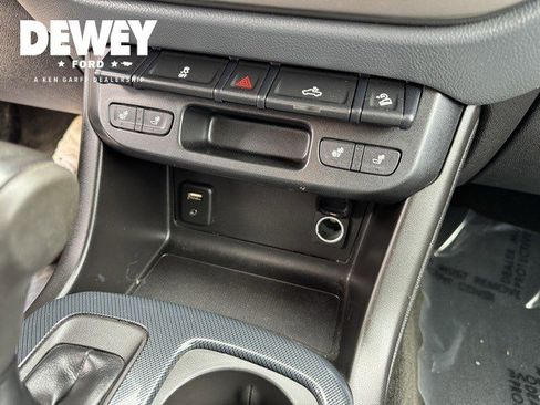 Used 2016 Chevrolet Colorado Z71 image 20