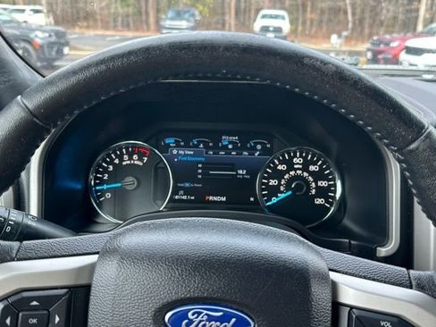 Used 2019 Ford F150 Lariat image 25