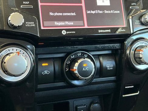 Certified 2024 Toyota 4Runner TRD Off-Road image 22