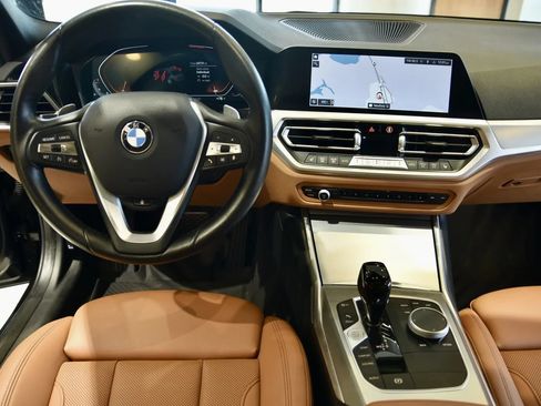 Used 2022 BMW 330i xDrive Sedan w/ Premium Package AWD/4WD image 12