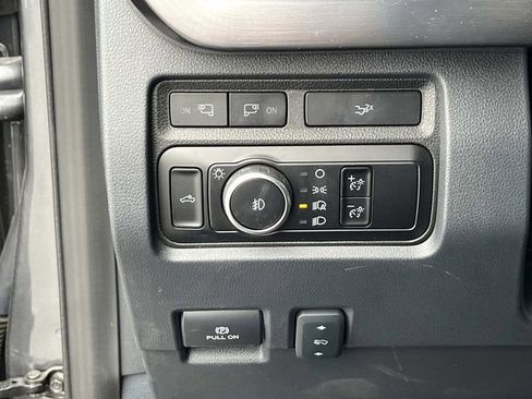 Used 2024 Ford F250 Lariat w/ Sport Appearance Package image 30