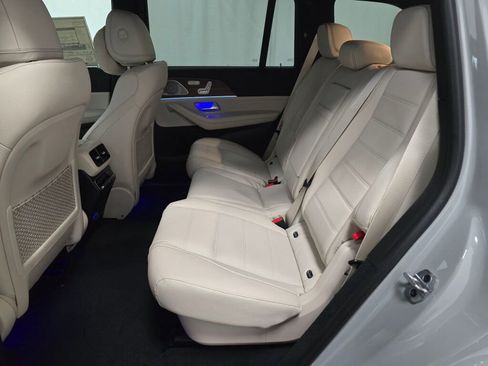 New 2026 Mercedes-Benz GLS 450 4MATIC image 19