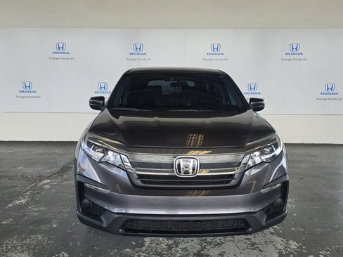 Used 2019 Honda Pilot LX image 2