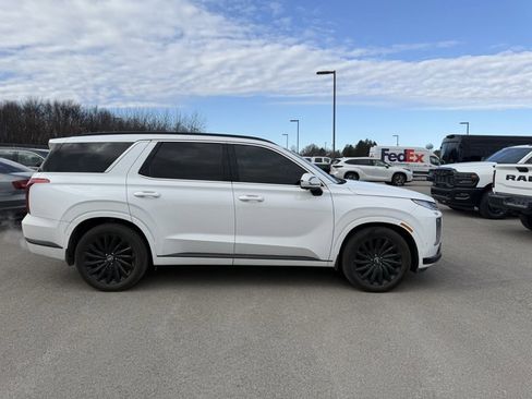 Used 2025 Hyundai Palisade Calligraphy image 5