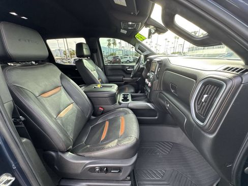 Used 2020 GMC Sierra 1500 AT4 w/ AT4 Premium Package AWD/4WD image 29
