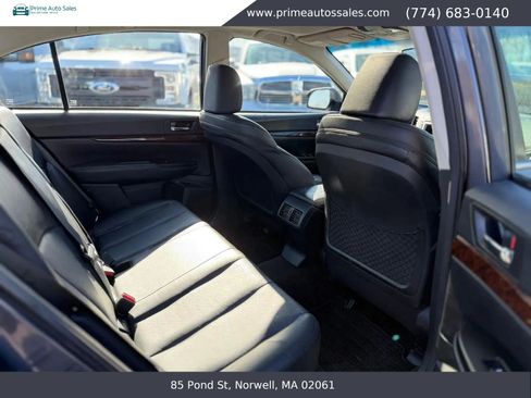 Used 2014 Subaru Legacy 2.5i Limited w/ Moonroof Package AWD/4WD image 24