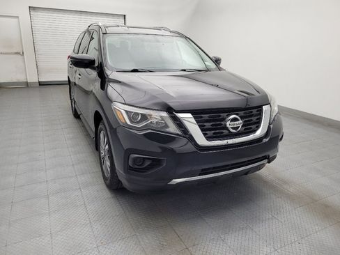 Used 2019 Nissan Pathfinder S image 14