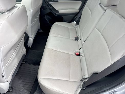 Used 2014 Subaru Forester 2.5i Touring AWD/4WD image 21