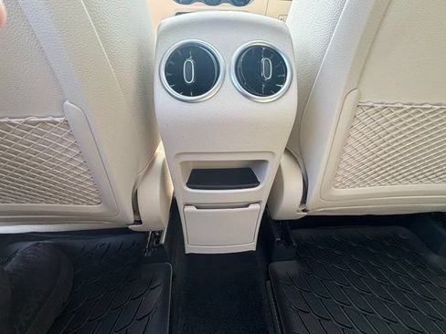 New 2026 Mercedes-Benz GLB 250 4MATIC image 34
