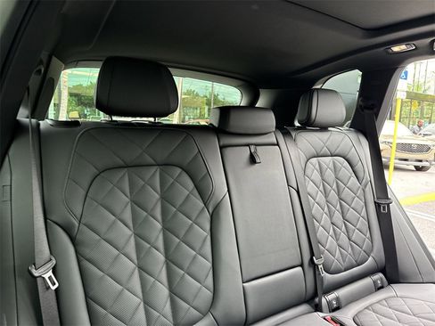 Used 2026 BMW X5 M60i image 48