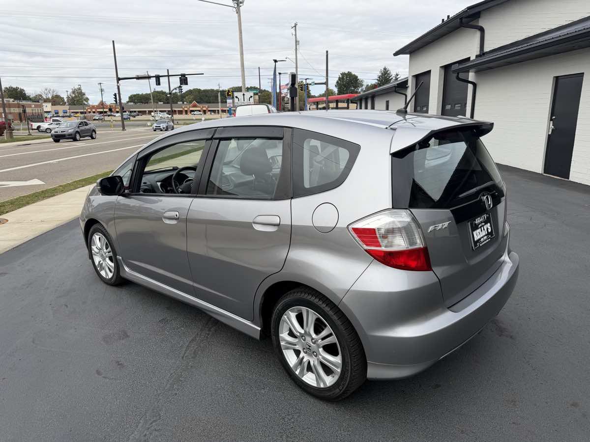 Used 2009 Honda Fit Sport image 3