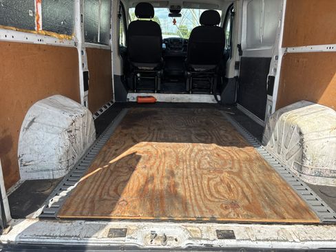 Used 2018 RAM ProMaster 1500 FWD image 2