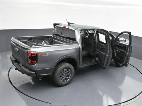 Used 2025 Ford Ranger XLT w/ FX4 Off-Road Package image 31