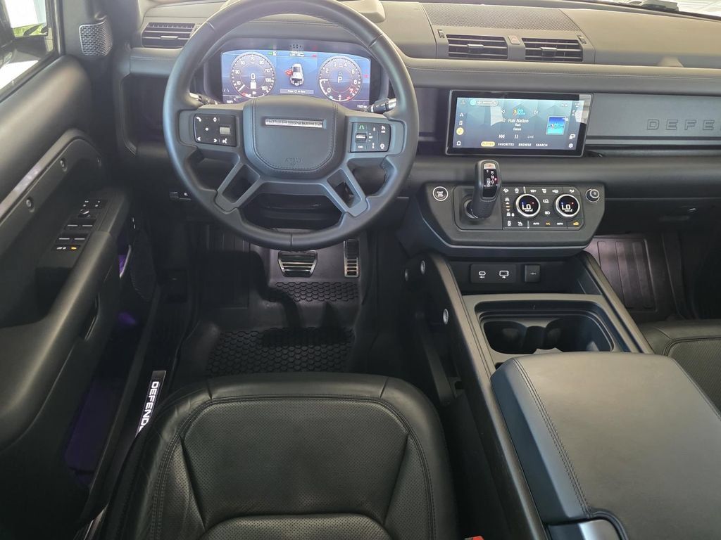 Used 2020 Land Rover Defender 110 X AWD/4WD image 13