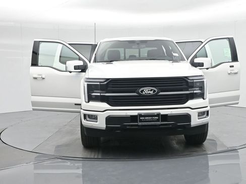 New 2025 Ford F150 Platinum w/ Equipment Group 702A High image 40