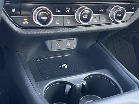 Used 2026 Honda HR-V EX-L image 18
