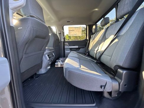 New 2026 Ford F250 XLT w/ XLT Premium Package AWD/4WD image 32