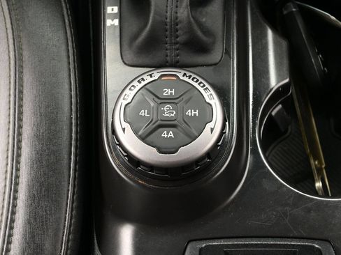 Used 2024 Ford Bronco Everglades AWD/4WD image 37