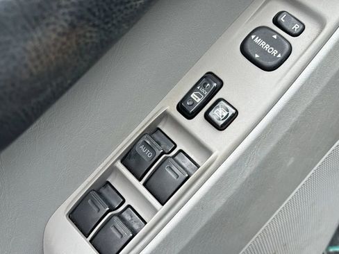 Used 2008 Toyota 4Runner Sport image 10