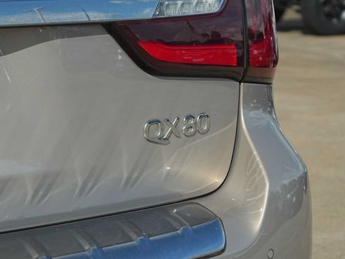 Used 2023 INFINITI QX80 Sensory w/ Cargo Package RWD image 8