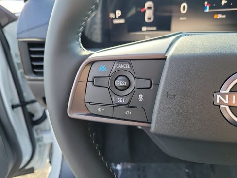 New 2026 Nissan Sentra SL w/ Floor Mat Package FWD image 22