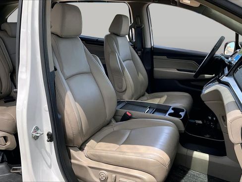 Used 2023 Honda Odyssey EX-L image 9