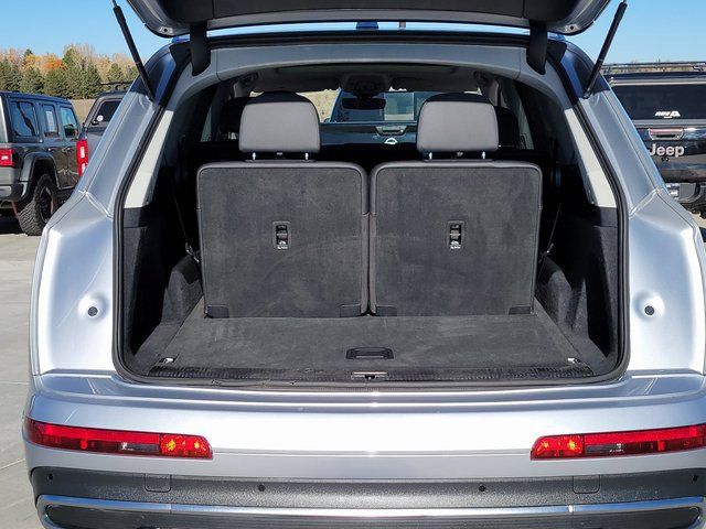 Used 2022 Audi Q7 3.0T Premium Plus AWD/4WD image 17