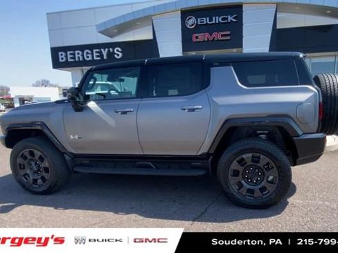 New 2026 GMC Hummer EV 3X w/ Carbon Fiber Edition Package AWD/4WD image 7