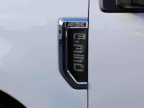 Used 2022 Ford F350 XL w/ STX Appearance Package image 38