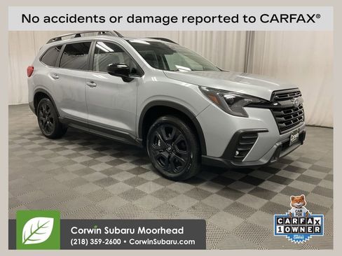 Used 2025 Subaru Ascent Onyx Edition image 1