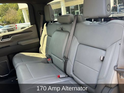 Used 2025 GMC Sierra 1500 SLT AWD/4WD image 24