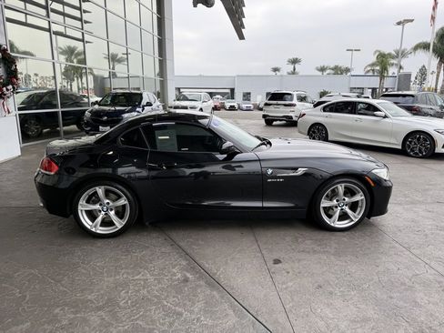 Used 2016 BMW Z4 sDrive35i image 4