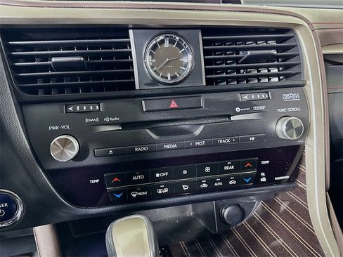 Used 2019 Lexus RX 450hL AWD image 20