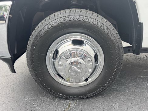 Used 2021 RAM 3500 Tradesman AWD/4WD image 12