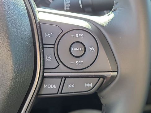 Used 2024 Toyota Camry SE image 33