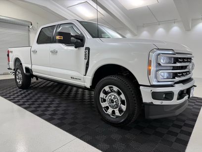 New 2026 Ford F250 Lariat w/ Lariat Premium Package