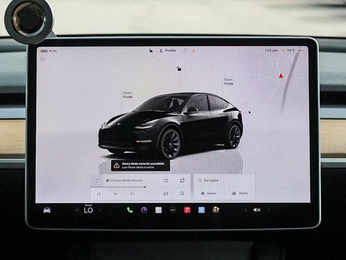 Used 2023 Tesla Model Y Long Range image 14