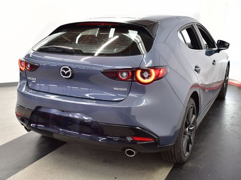 Used 2024 MAZDA MAZDA3 s image 12