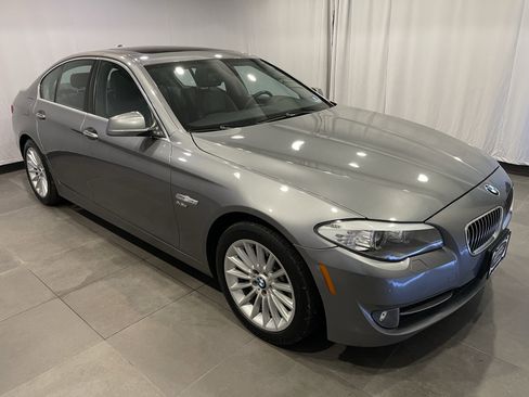 Used 2012 BMW 535i xDrive Sedan AWD/4WD image 3