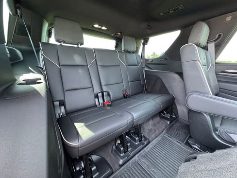 Certified 2024 Cadillac Escalade Sport w/ LPO, ONYX Package AWD/4WD image 35