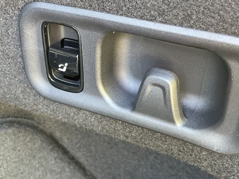 New 2026 Mercedes-Benz E 350 Sedan image 11