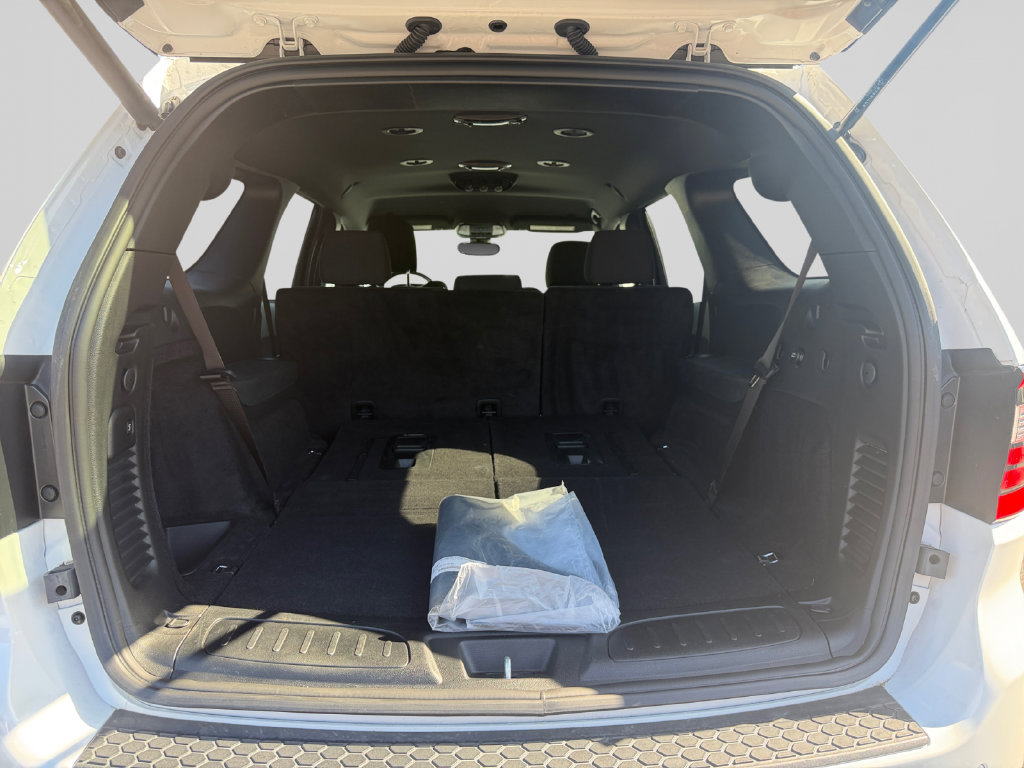 Used 2025 Dodge Durango R/T w/ Blacktop Package AWD/4WD image 19