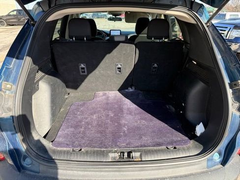 Used 2020 Ford Escape SE image 9