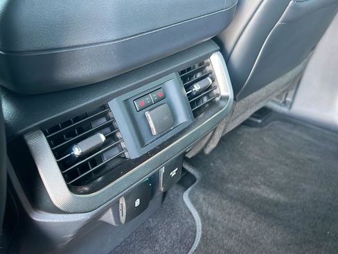 Certified 2024 Ford F150 Platinum w/ FX4 Off-Road Package image 12