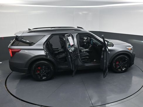 Used 2022 Ford Explorer ST w/ Equipment Group 401A image 22