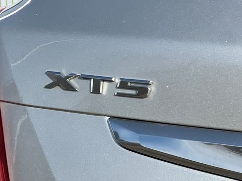Used 2017 Cadillac XT5 Luxury AWD/4WD image 24