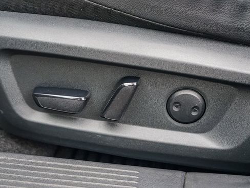 Used 2022 Nissan Rogue SL image 16