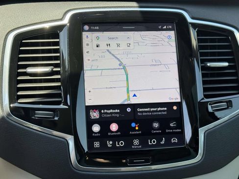 Certified 2023 Volvo XC90 B6 Plus AWD/4WD image 28